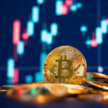 Bitcoin Surges 2% Amid Anticipation of Interest Rate Cuts